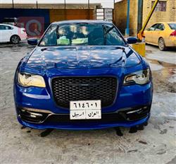 کرایسلەر 300